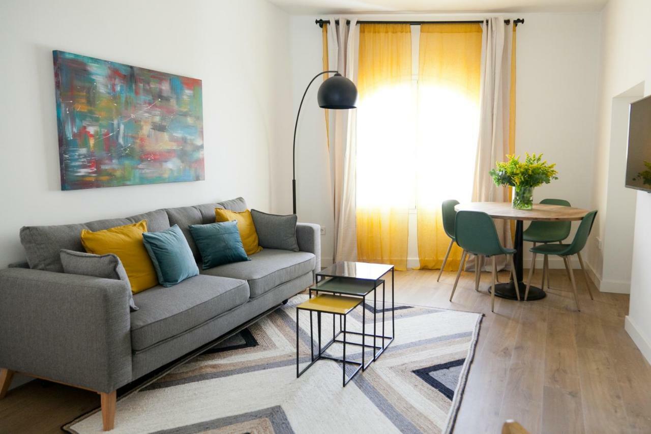 Gotoseville Gerona Suites Zewnętrze zdjęcie