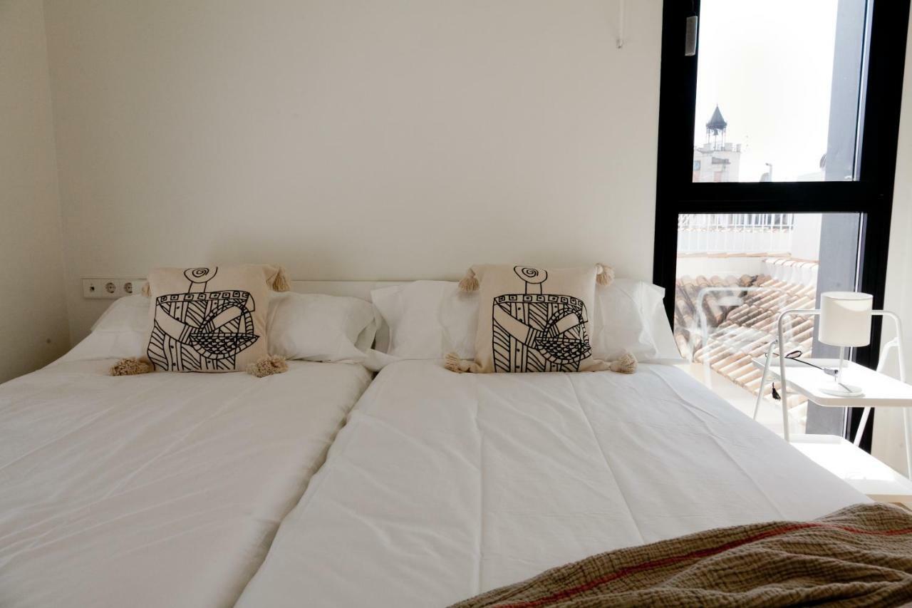 Gotoseville Gerona Suites Zewnętrze zdjęcie