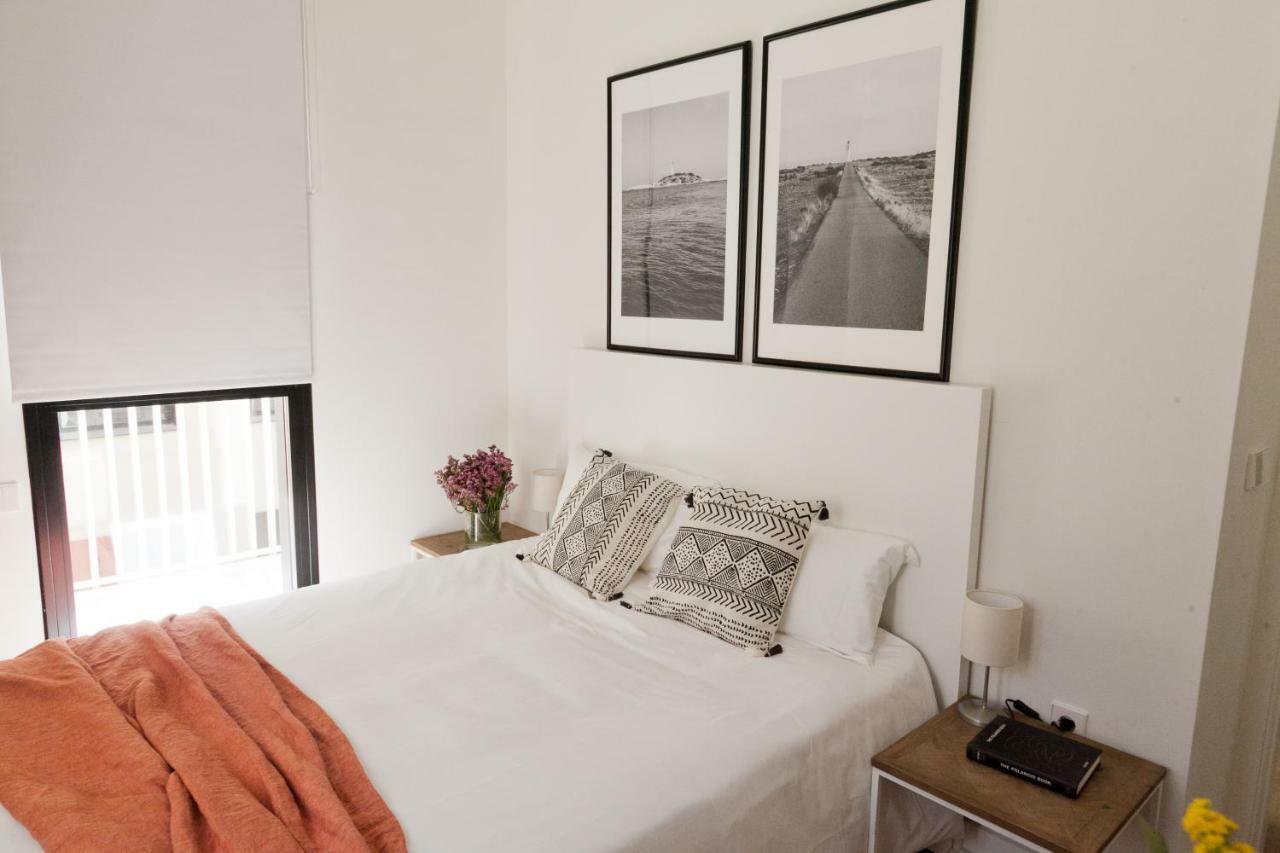 Gotoseville Gerona Suites Zewnętrze zdjęcie